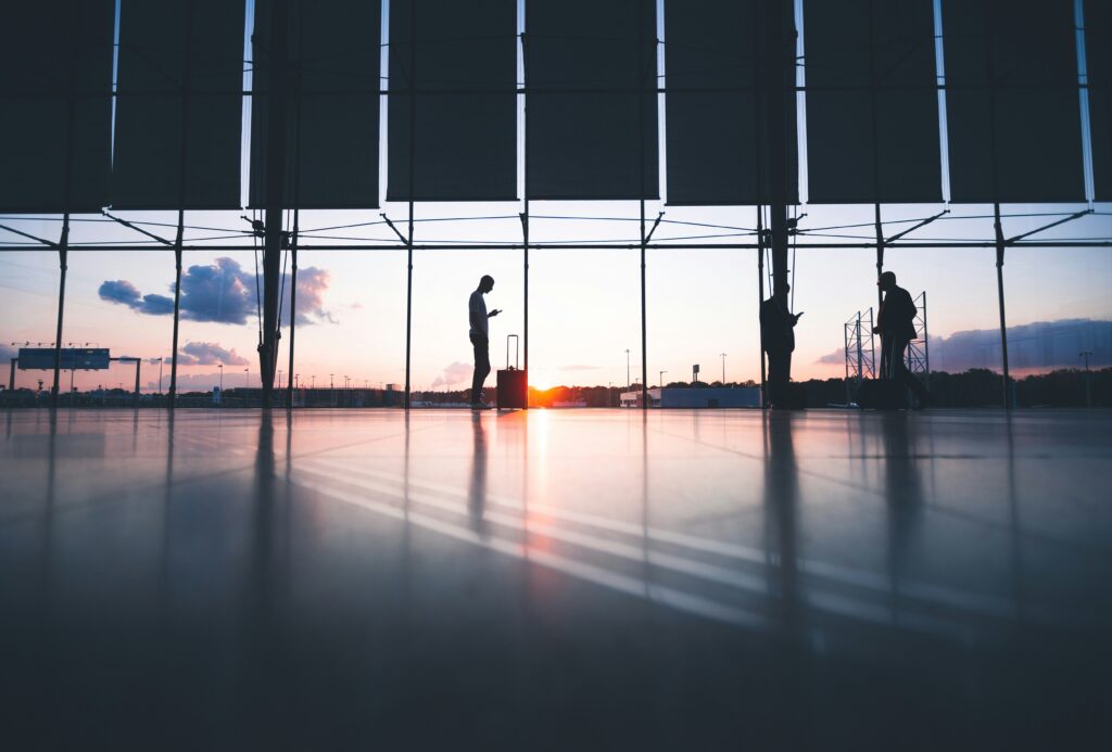aeropuerto unsplashunsplash